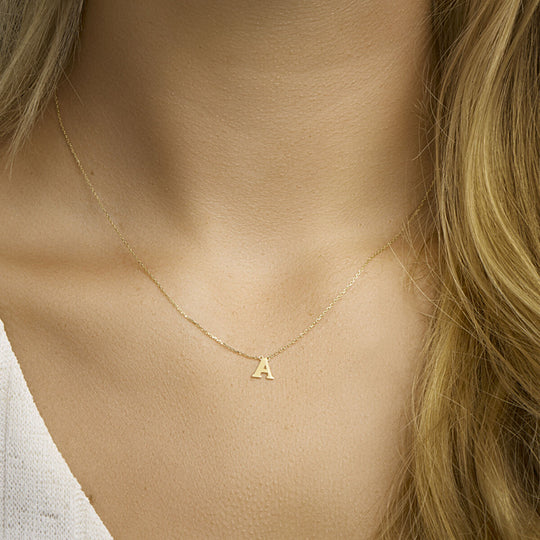 14k Gouden Letter Collier – Anker Schakel 0,8 mm, 40–44 cm Verstelbaar