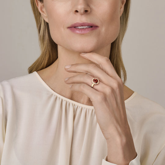 Stijlvolle 14k Geelgouden Ring met Granaat en Diamant